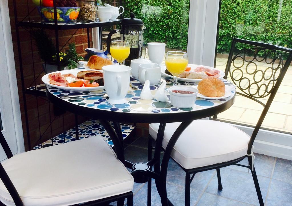 Stepping Stones B&B Lymington Buitenkant foto